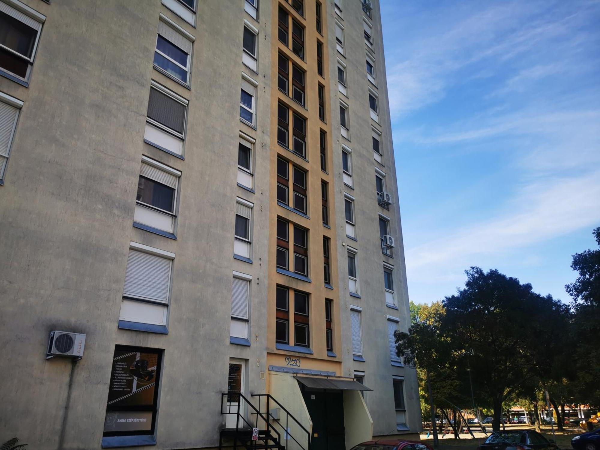 Central Park Apartman Szekszárd Buitenkant foto
