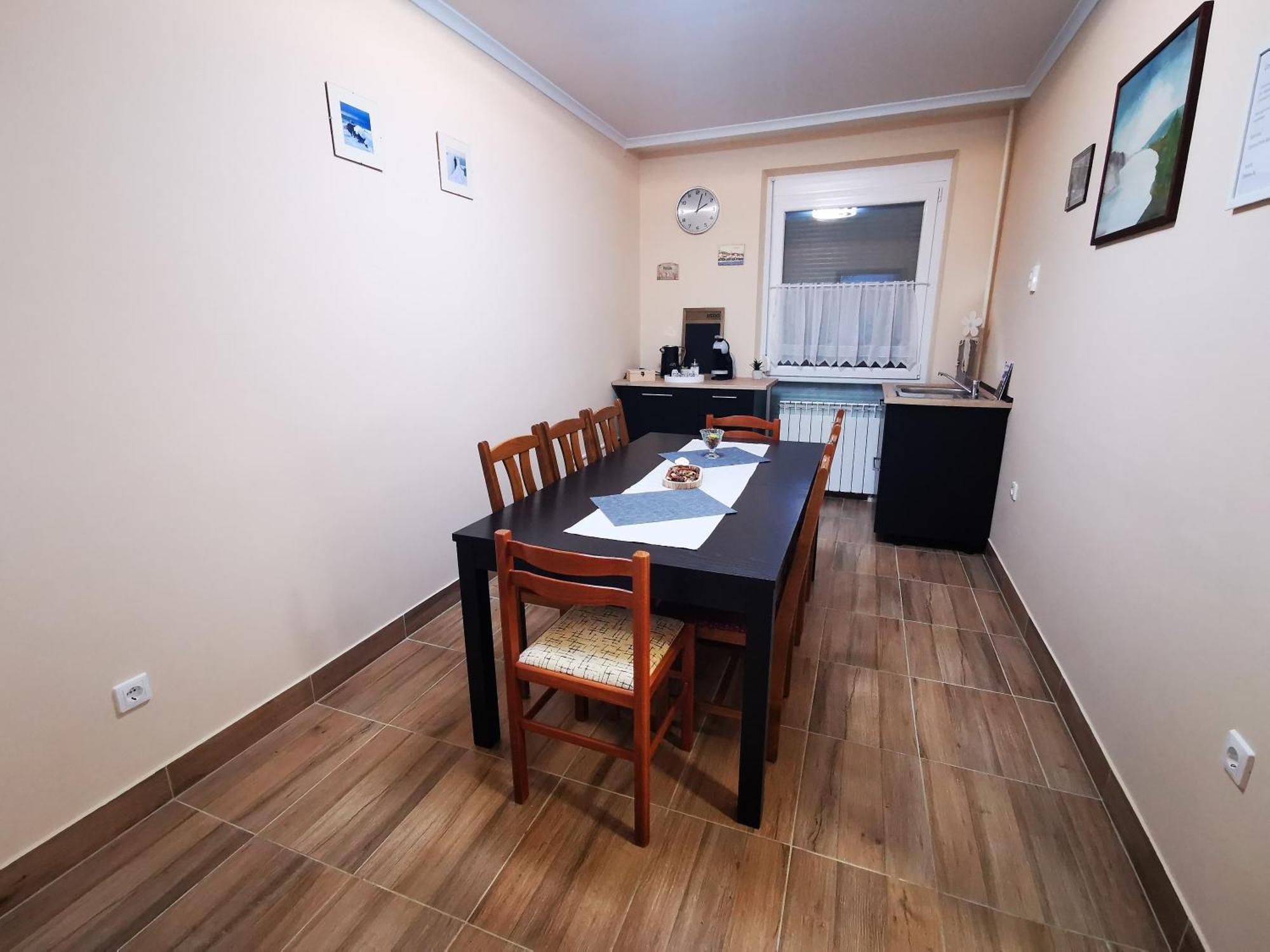 Central Park Apartman Szekszárd Buitenkant foto